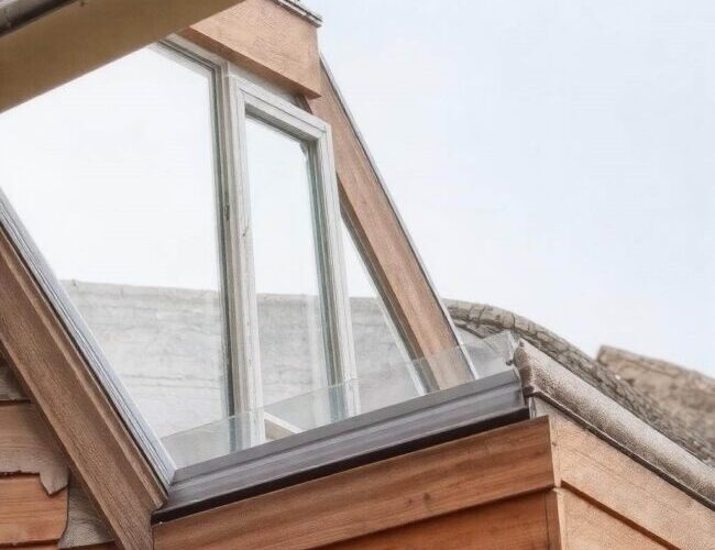 Jak uszczelnić okna dachowe: Kompletny poradnik dla właścicieli domów